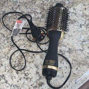 Hot Tools Professional Hot Hair Styling Blow Out Brush